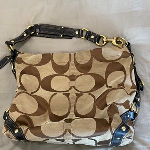Coach Signature Monogram Hobo #10620